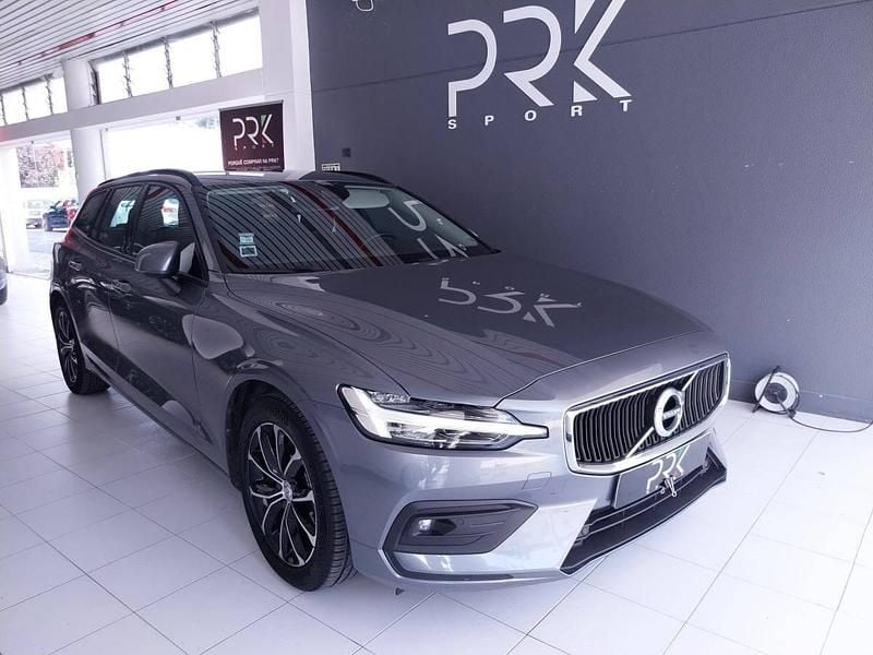 Cinzento Usado 2019 Volvo V60 Carrinha | € 19.900 (Preço justo) - Imagem 1/4