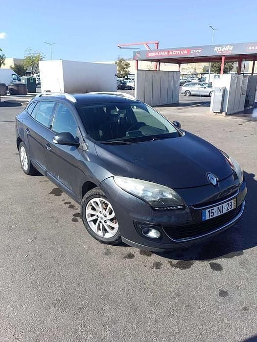 Usado 2012 Renault Mégane III Sedan | € 4.990 (Preço justo) - Imagem 1/4
