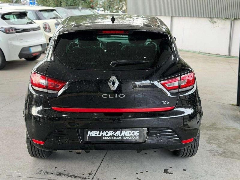 Usado Renault Clio IV Dynamique 90 HP (66 kW) 2014 Preto