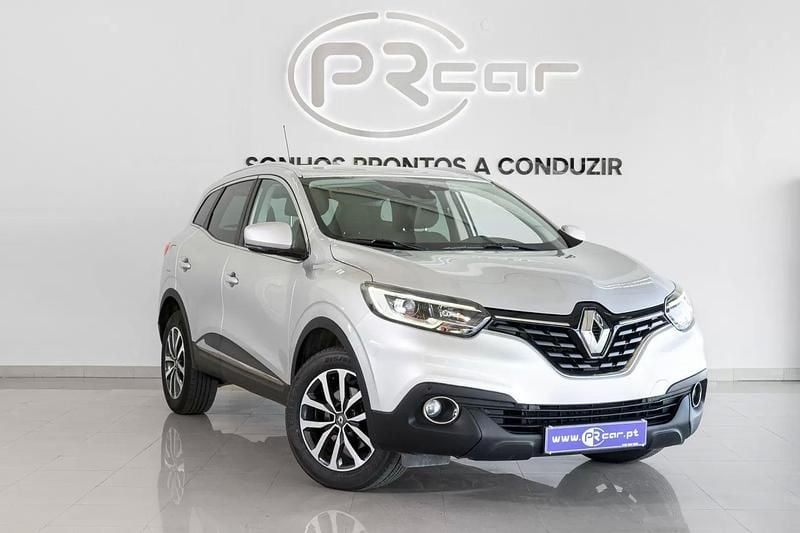 Usado Renault Kadjar LIMITED 115 HP (84 kW) 2018 Cinza prata SUV