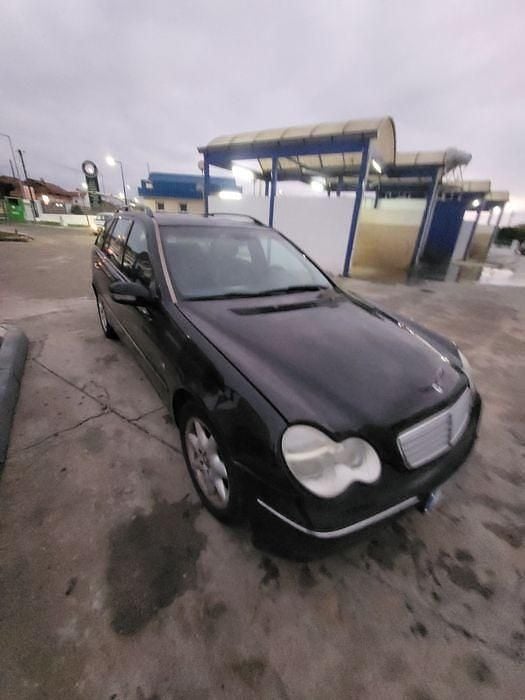 Usado Mercedes C200 Avantgarde 2003 Sedan