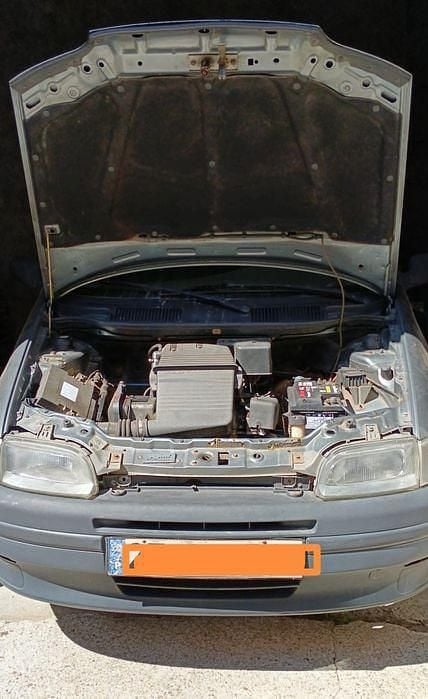 Usado 1993 Fiat Punto Sedan | € 1.000 - Imagem 1/4