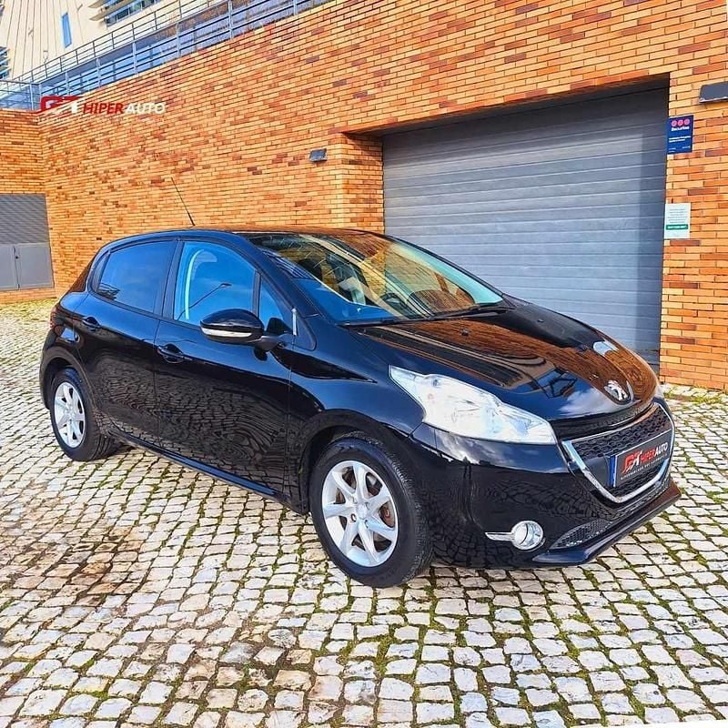 Usado Peugeot 208 82 HP (60 kW) 2013 Preto Citadino