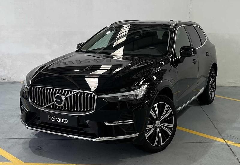 Usado Volvo XC60 349 HP (256 kW) 2025 Preto SUV