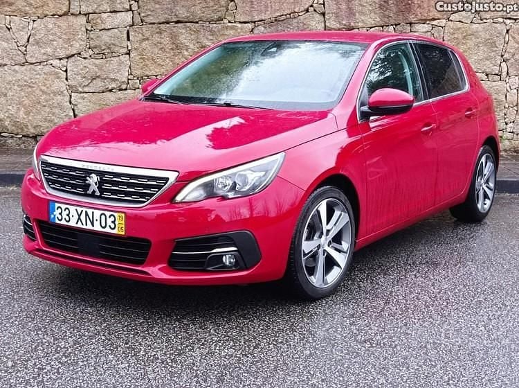 Vermelho Usado 2019 Peugeot 308 Citadino | € 12.990 (Preço justo) - Imagem 1/1