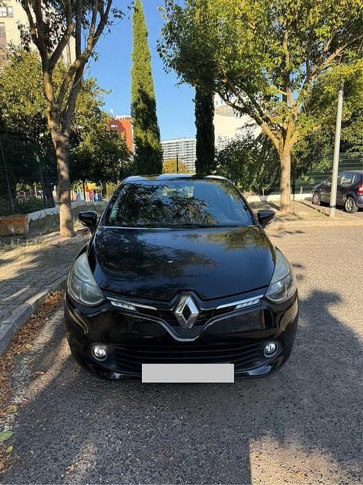 Usado 2014 Renault Clio IV Dynamique Sedan | € 8.000 (Preço justo) - Imagem 1/4