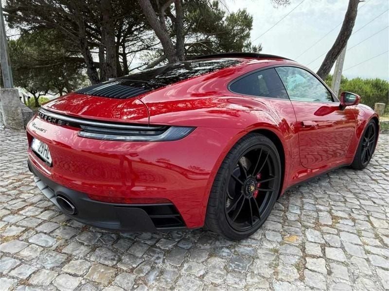 Usado Porsche 911 Carrera GTS 480 HP (353 kW) 2022 Vermelho