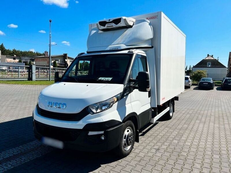 Branco Usado 2017 Iveco Daily | € 33.500 - Imagem 1/1