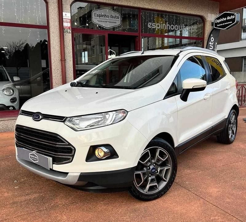 Branco Usado 2015 Ford Ecosport SUV | € 9.700 - Imagem 1/4