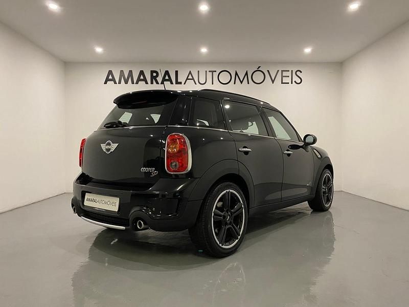 Usado Mini Countryman 143 HP (105 kW) 2012 Preto SUV