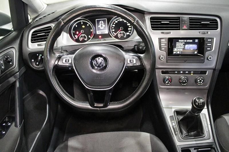 Usado VW Golf VII 105 HP (77 kW) 2013 Cinzento