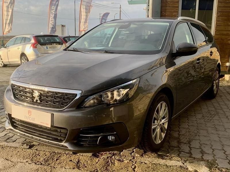 Cinzento Usado 2020 Peugeot 308 SW Carrinha | € 16.990 (Preço justo) - Imagem 1/4