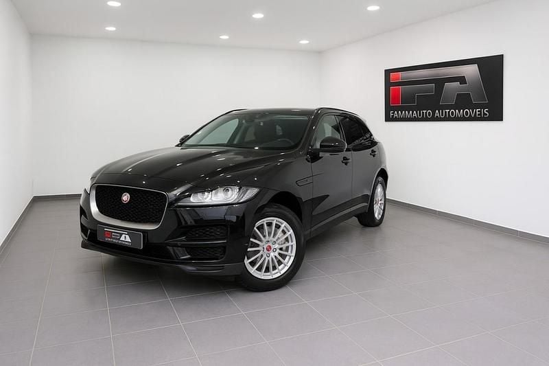Preto Usado 2017 Jaguar F-Pace SUV | € 19.800 (Bom preço) - Imagem 1/4