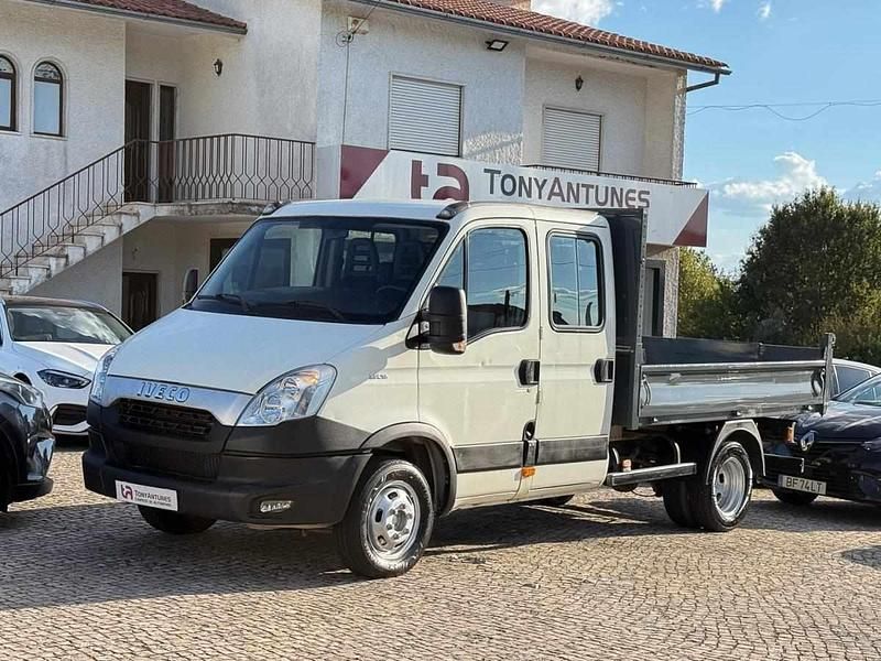Branco Usado 2013 Iveco Daily | € 21.500 - Imagem 1/4