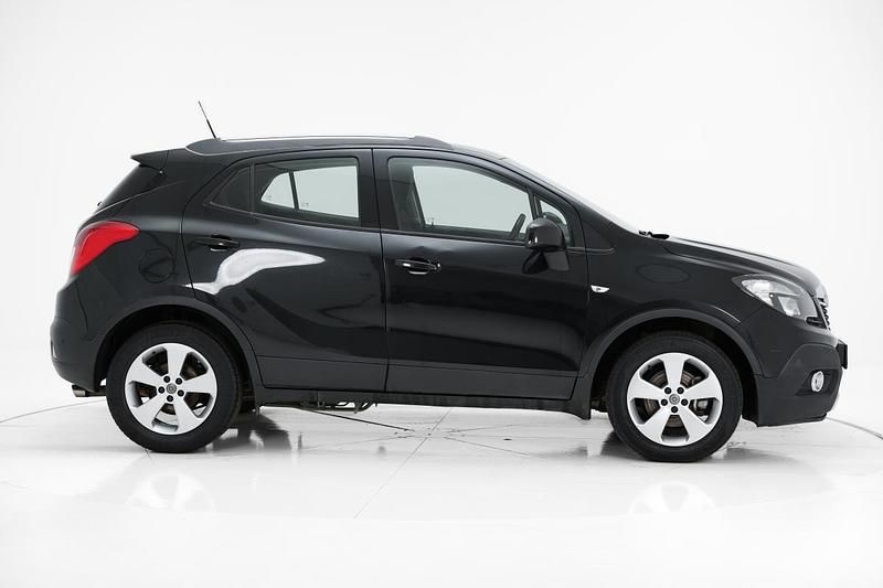 Usado Opel Mokka 136 HP (100 kW) 2015 Preto SUV