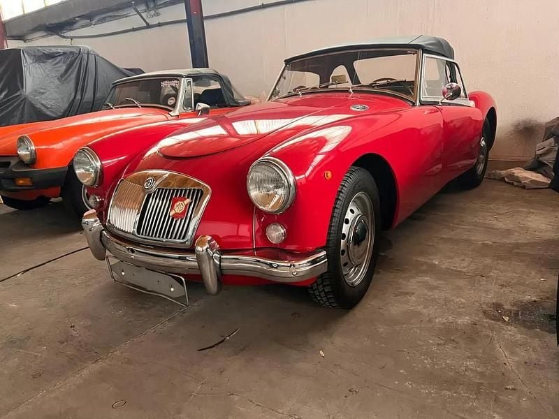 Usado MG MGA 68 HP (50 kW) 1957 Vermelho Cabrios