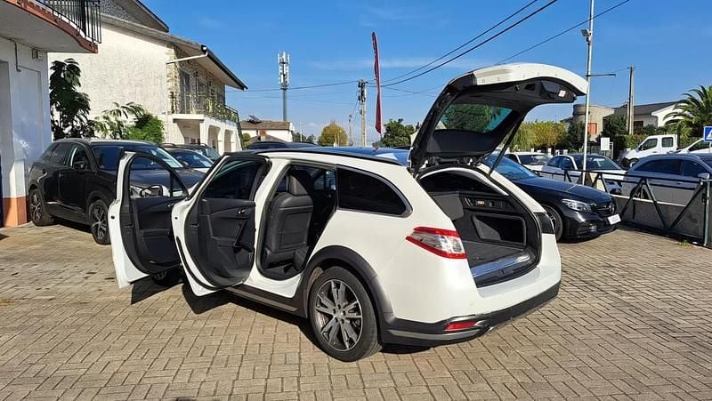 Usado Peugeot 508 RXH 120 HP (88 kW) 2012 Branco Carrinha