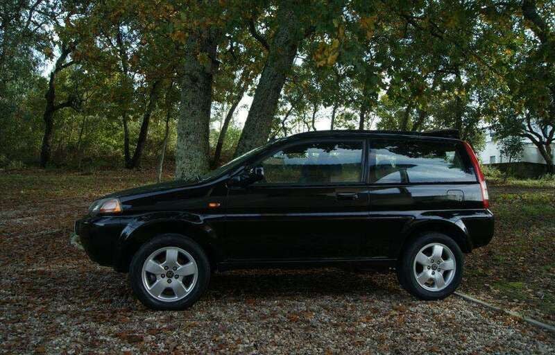 Usado Honda HR-V LS 105 HP (77 kW) 1999 Preto SUV