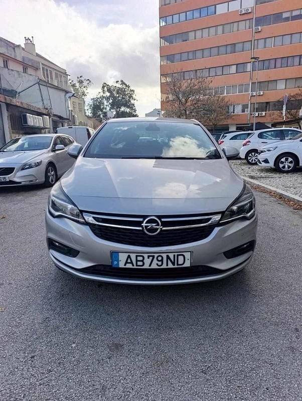Cinzento Usado 2017 Opel Astra Citadino | € 7.890 (Super Preço) - Imagem 1/4