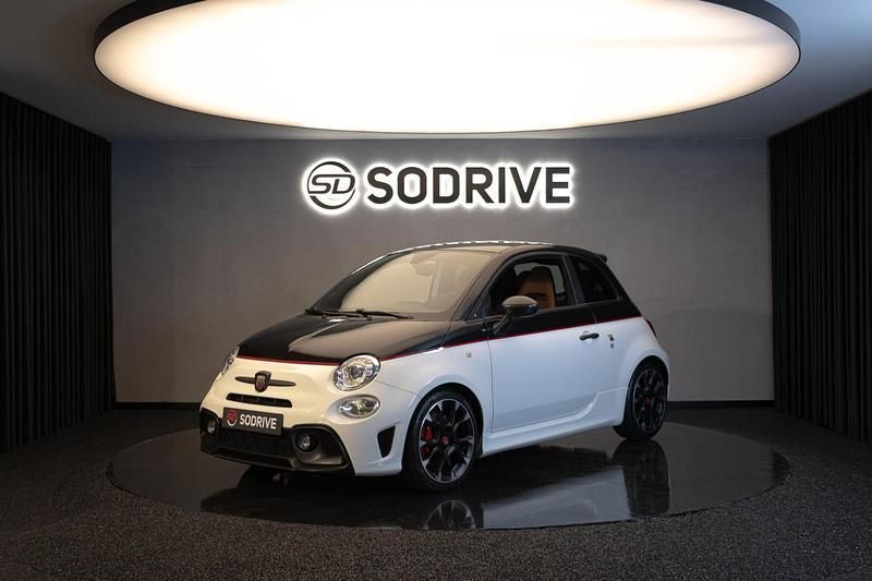 Branco Usado 2017 Abarth 595 Citadino | € 23.900 (Preço justo) - Imagem 1/4
