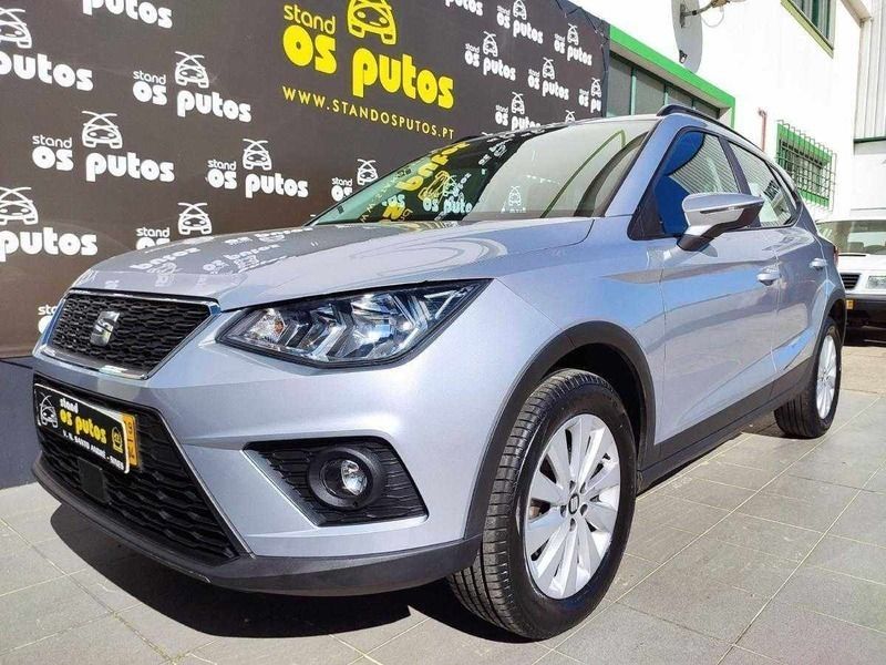 Cinza Usado 2019 Seat Arona Style SUV | € 20.900 (Caro) - Imagem 1/4