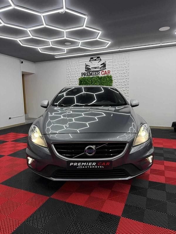 Usado Volvo V40 120 HP (88 kW) 2015 Antracite