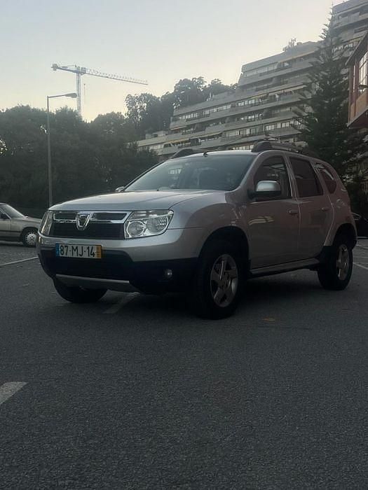 Usado 2011 Dacia Duster Comfort SUV | € 10.500 - Imagem 1/4