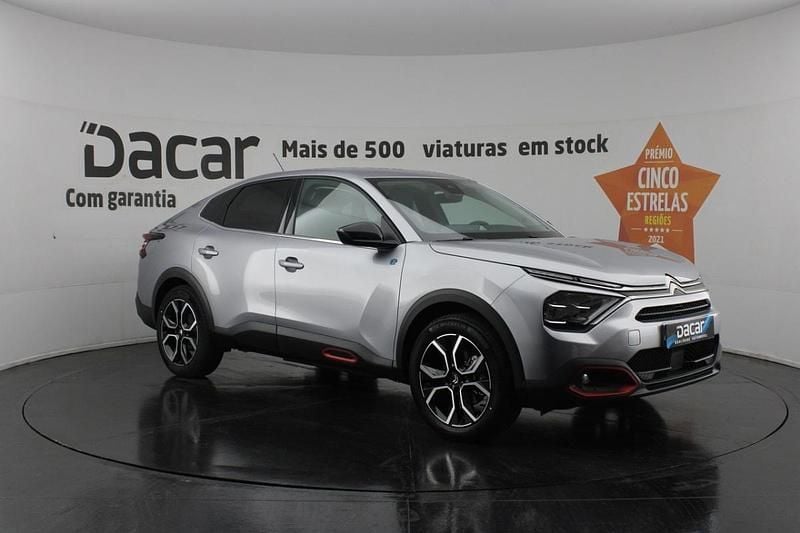 Cinza Usado 2023 Citroën e-C4 Feel Sedan | € 22.999 (Preço justo) - Imagem 1/4