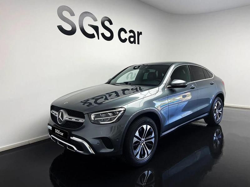 Cinza Usado 2022 Mercedes GLC220 Coupé | € 51.500 (Preço justo) - Imagem 1/4