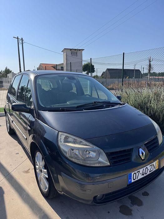 Usado 2005 Renault Scénic II Monovolume | € 2.500 (Preço justo) - Imagem 1/4