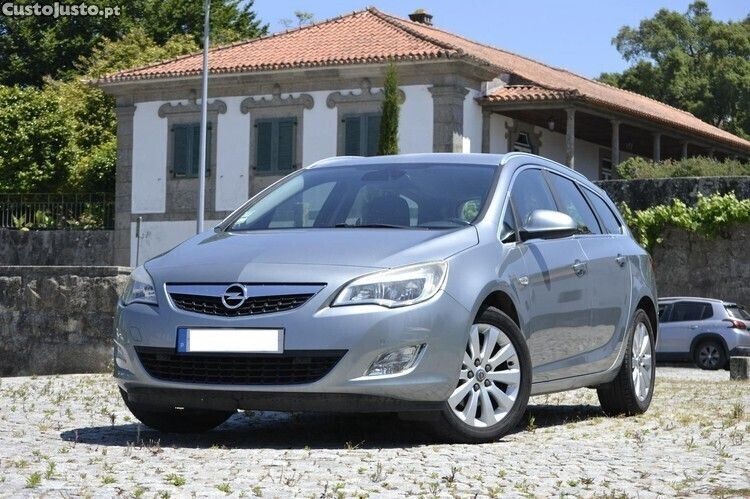 Cinza Usado 2011 Opel Astra Enjoy Carrinha | € 6.750 (Preço justo) - Imagem 1/1