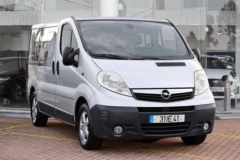 Cinza Usado 2009 Opel Vivaro Van | € 9.750 - Imagem 1/2