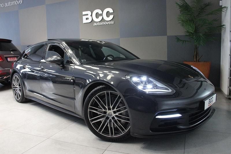 Usado Porsche Panamera Platinum Edition 462 HP (339 kW) 2020 Cinza Carrinha