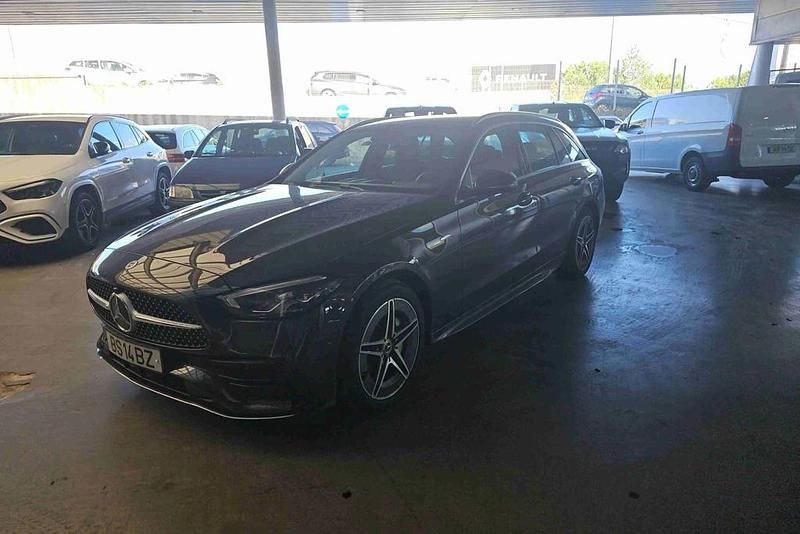 Cinzento Usado 2025 Mercedes C300e Carrinha | € 62.100 (Caro) - Imagem 1/4