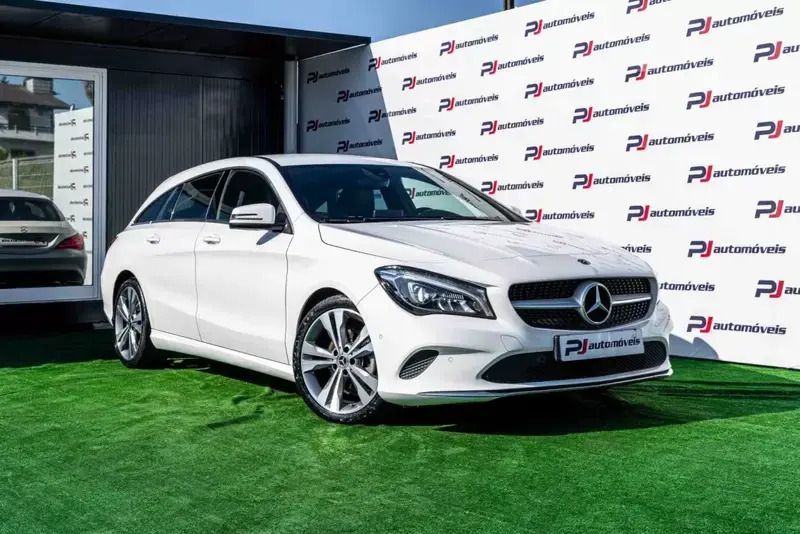 Branco Usado 2019 Mercedes CLA180 Shooting Brake Progressive Carrinha | € 22.990 (Bom preço) - Imagem 1/4