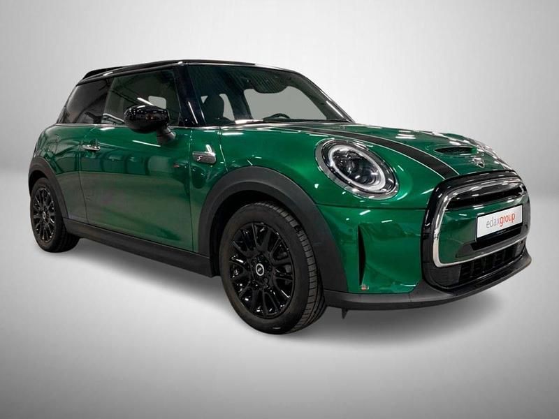 Verde Usado 2022 Mini Cooper SE Essential Citadino | € 19.990 (Preço justo) - Imagem 1/4