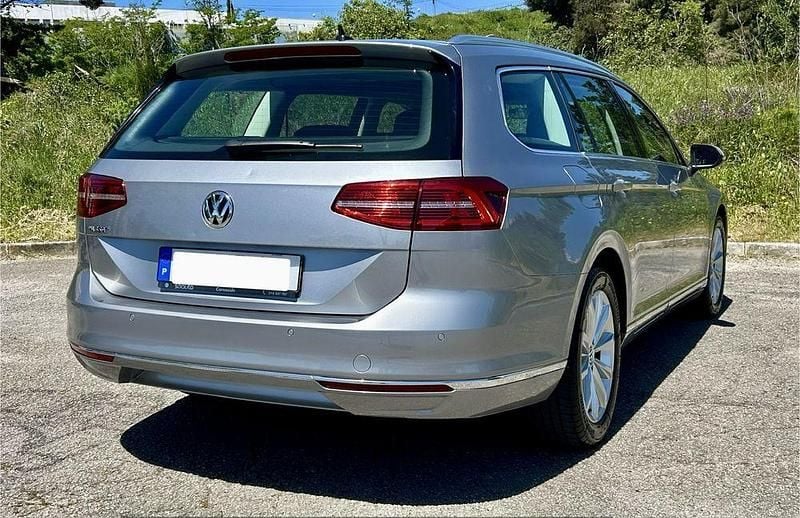Usado VW Passat Highline 150 HP (110 kW) 2018 Carrinha