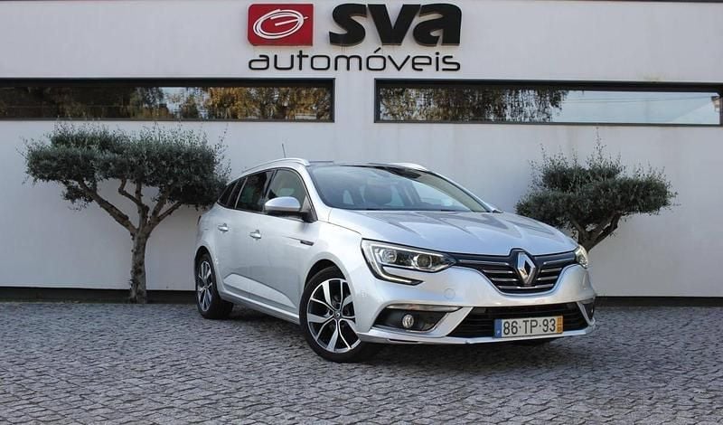 Cinzento Usado 2017 Renault Mégane IV Carrinha | € 14.500 (Preço justo) - Imagem 1/4