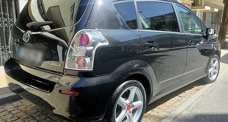 Usado 2006 Toyota Corolla Verso Monovolume | € 7.550 - Imagem 1/4