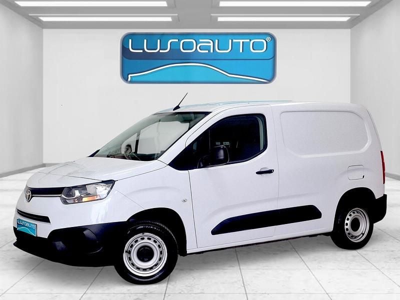 Branco Usado 2023 Toyota Proace Verso City Carrinha | € 16.900 (Preço justo) - Imagem 1/4