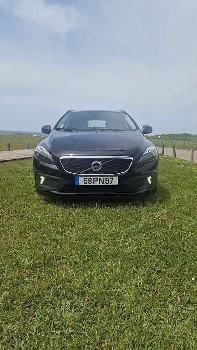 Usado 2015 Volvo V40 CC Ocean Race Carrinha | € 15.999 (Bom preço) - Imagem 1/4