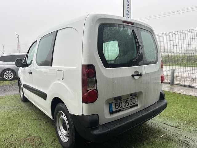 Usado Citroën Berlingo 75 HP (55 kW) 2016 Branco Monovolume
