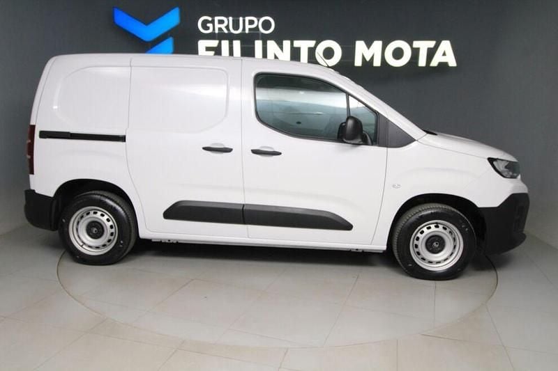 Branco Usado 2025 Citroën Berlingo Monovolume | € 19.290 (Preço justo) - Imagem 1/4