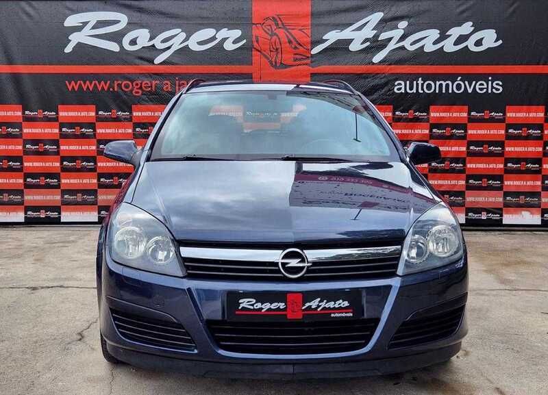 Usado Opel Astra Cosmo 90 HP (66 kW) 2007 Cinza Carrinha