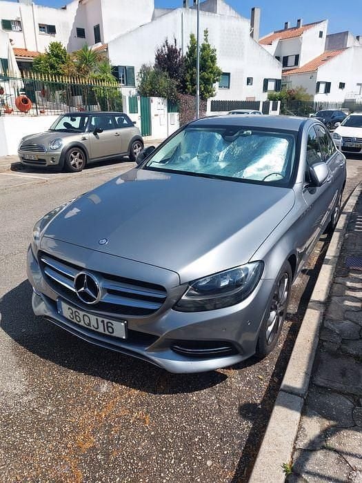Usado 2015 Mercedes C180 Sedan | € 17.499 (Preço justo) - Imagem 1/4