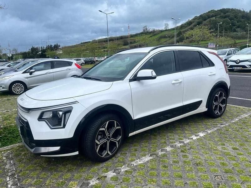 Branco Usado 2024 Kia Niro SUV | € 30.000 (Bom preço) - Imagem 1/4