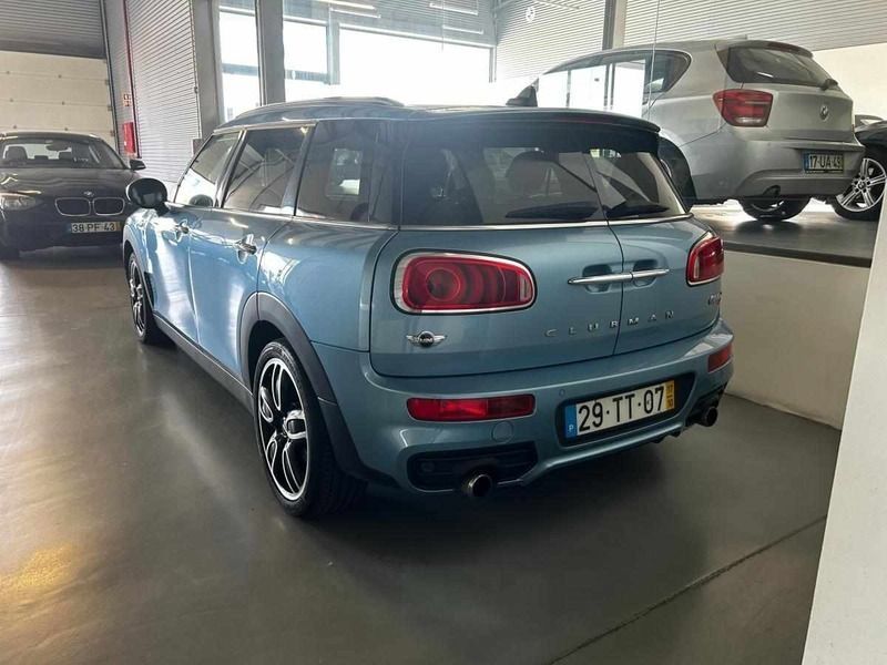 Azul Usado 2017 Mini Clubman Carrinha | € 18.400 (Preço justo) - Imagem 1/4