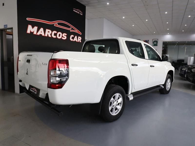 Usado Mitsubishi L200 150 HP (110 kW) 2021 Branco Pickup