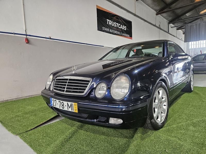 Preto Usado 1997 Mercedes CLK200 Elegance Coupé | € 4.490 - Imagem 1/4