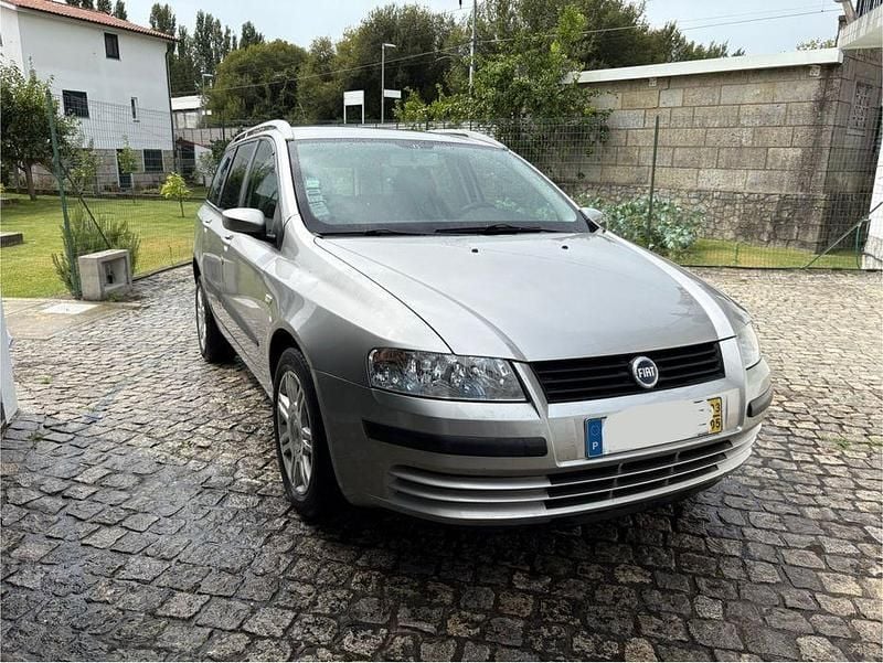 Usado 2003 Fiat Stilo Carrinha | € 2.200 - Imagem 1/4
